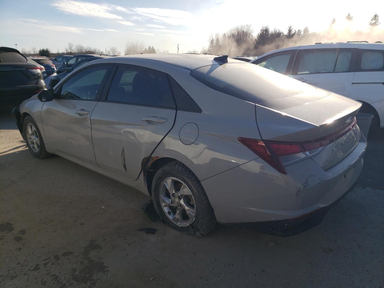 2022 HYUNDAI ELANTRA SE - Image 2