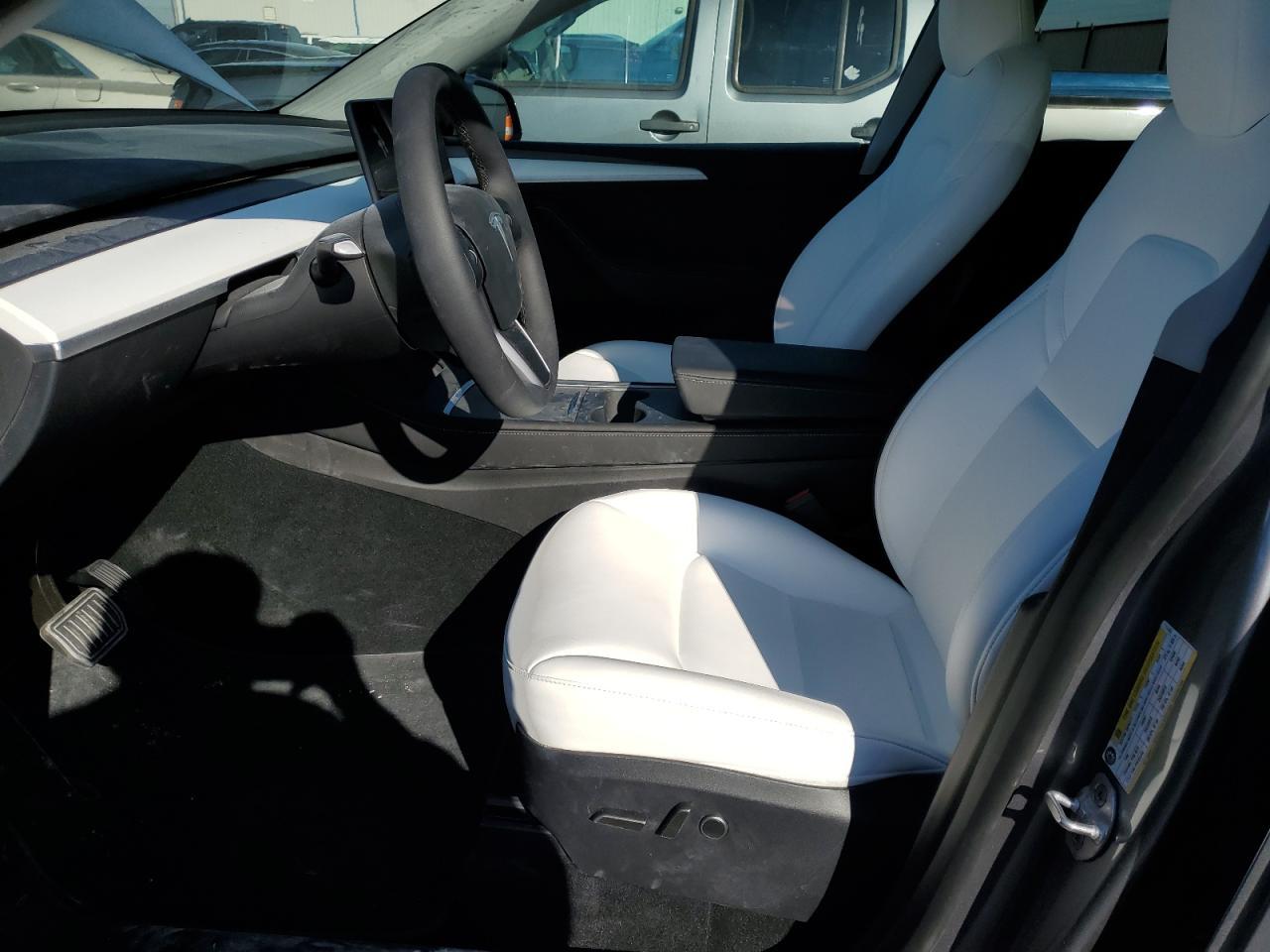 2024 TESLA MODEL Y - Image 7