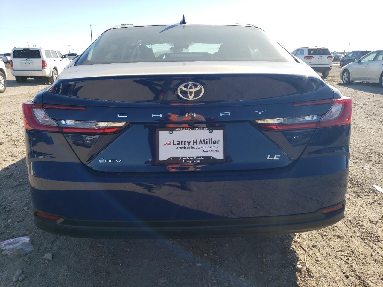 2025 TOYOTA CAMRY XSE - Фото 6