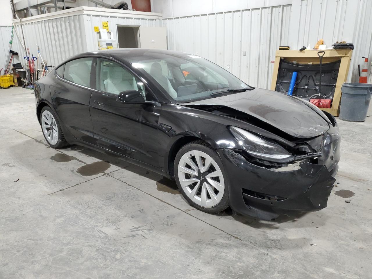 2021 TESLA MODEL 3 - Фото 4