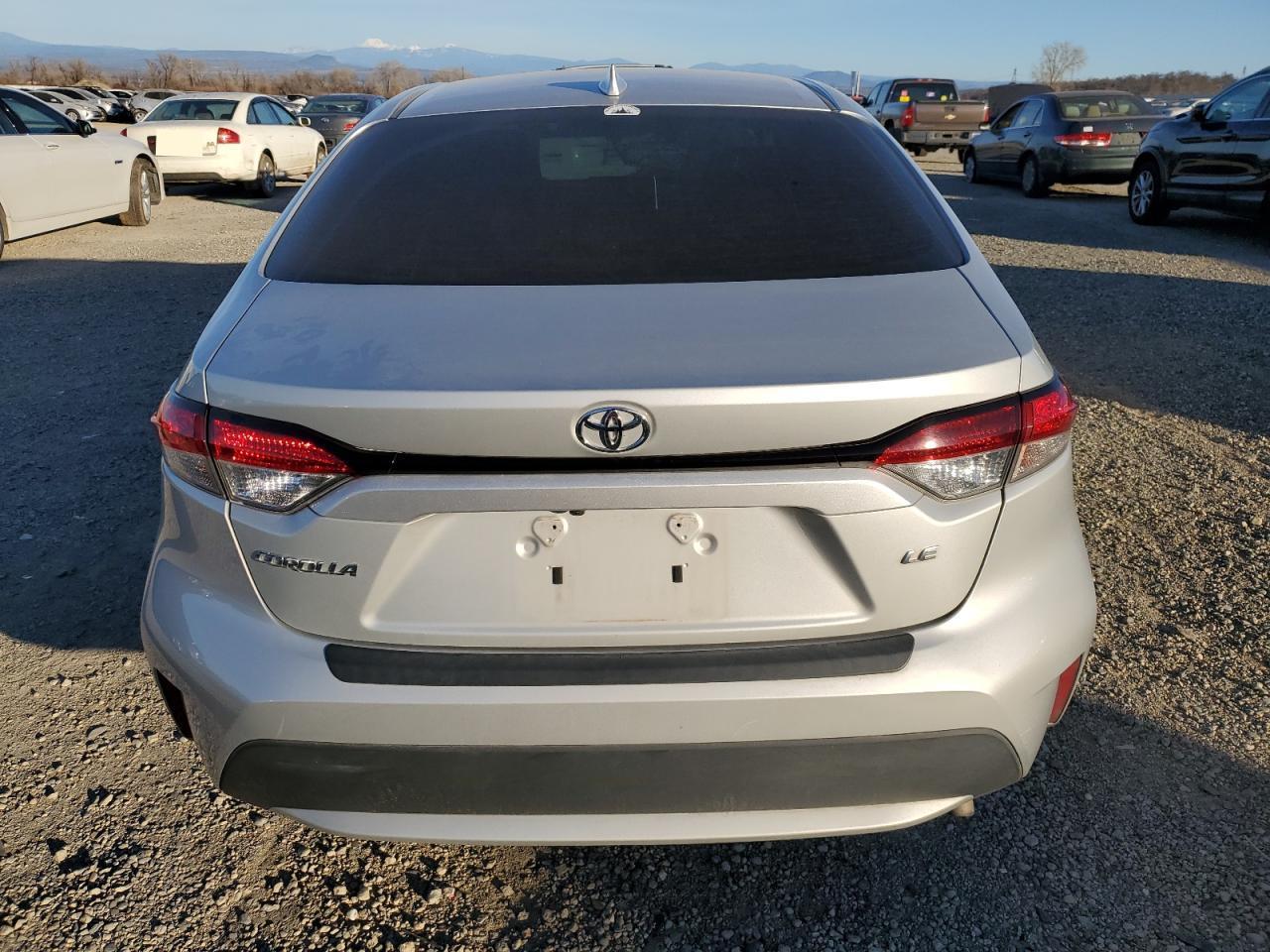 2020 TOYOTA COROLLA LE - Фото 6