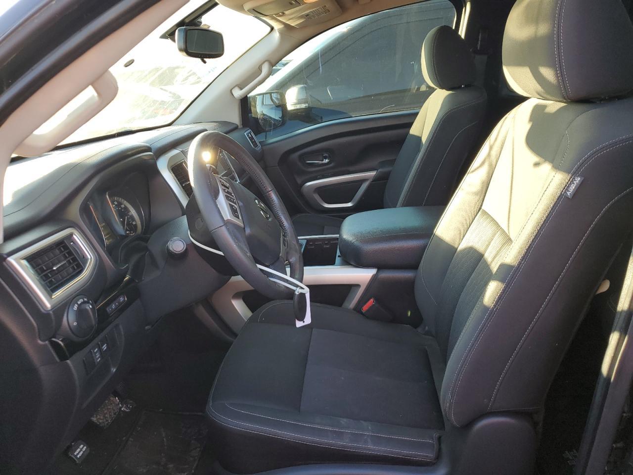 2018 NISSAN TITAN SV - Фото 7