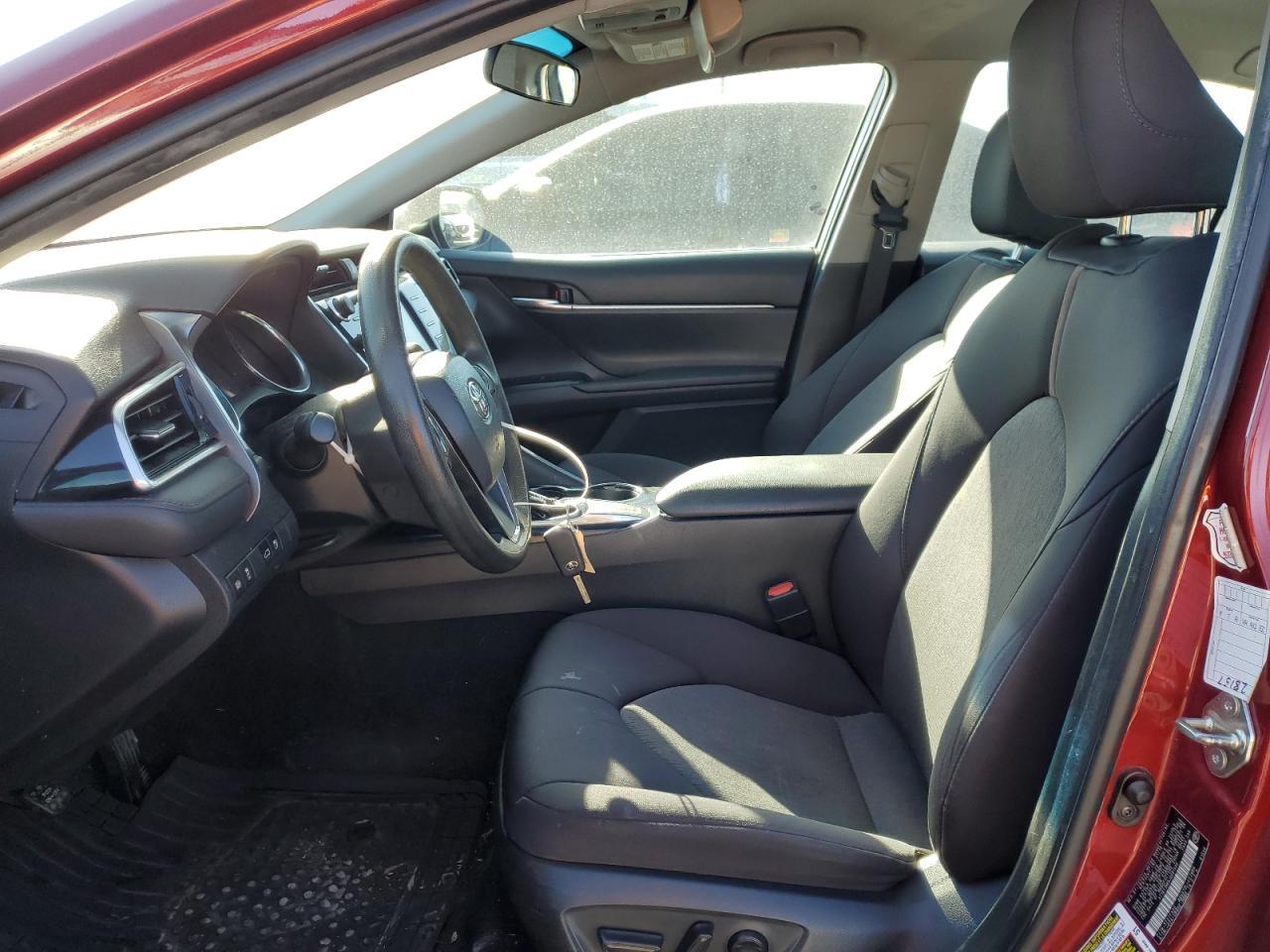 2018 TOYOTA CAMRY L - Фото 7