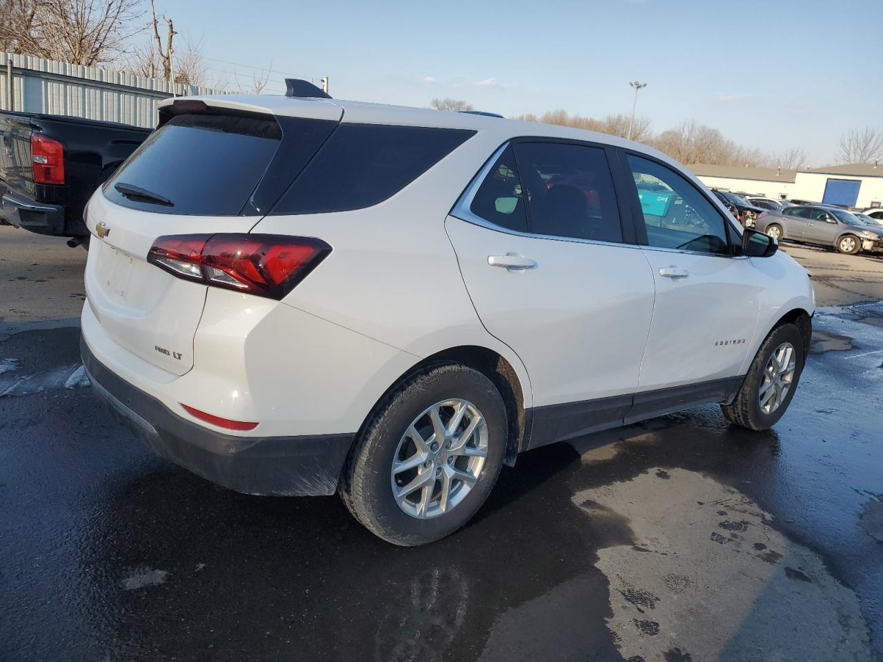 2024 CHEVROLET EQUINOX LT - Фото 3