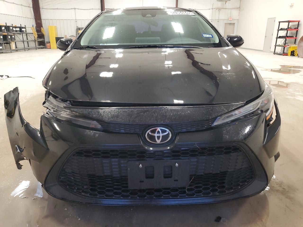 2020 TOYOTA COROLLA LE - Фото 5