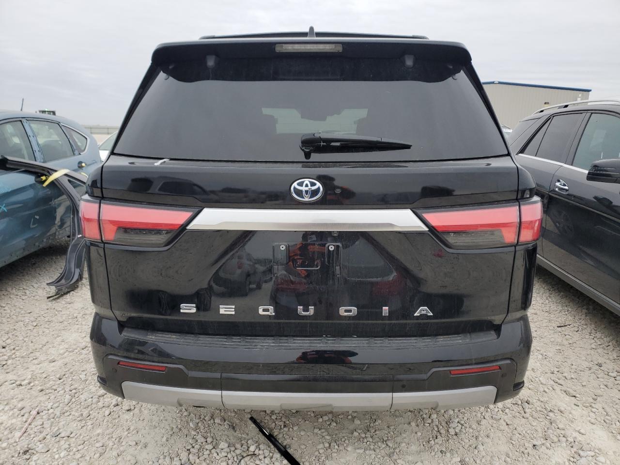 2024 TOYOTA SEQUOIA SR - Image 6