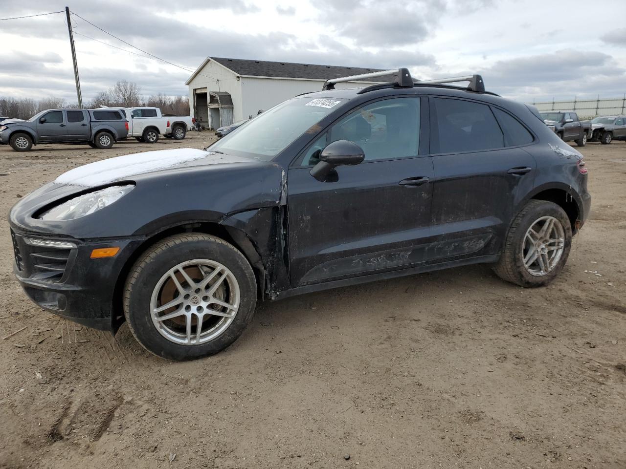 2015 PORSCHE MACAN S