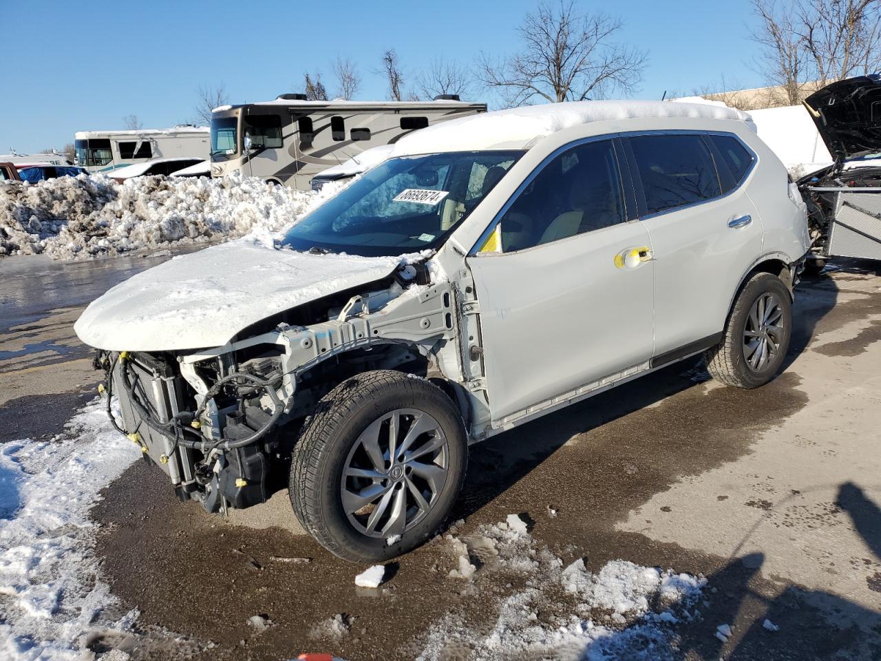 2015 NISSAN ROGUE S