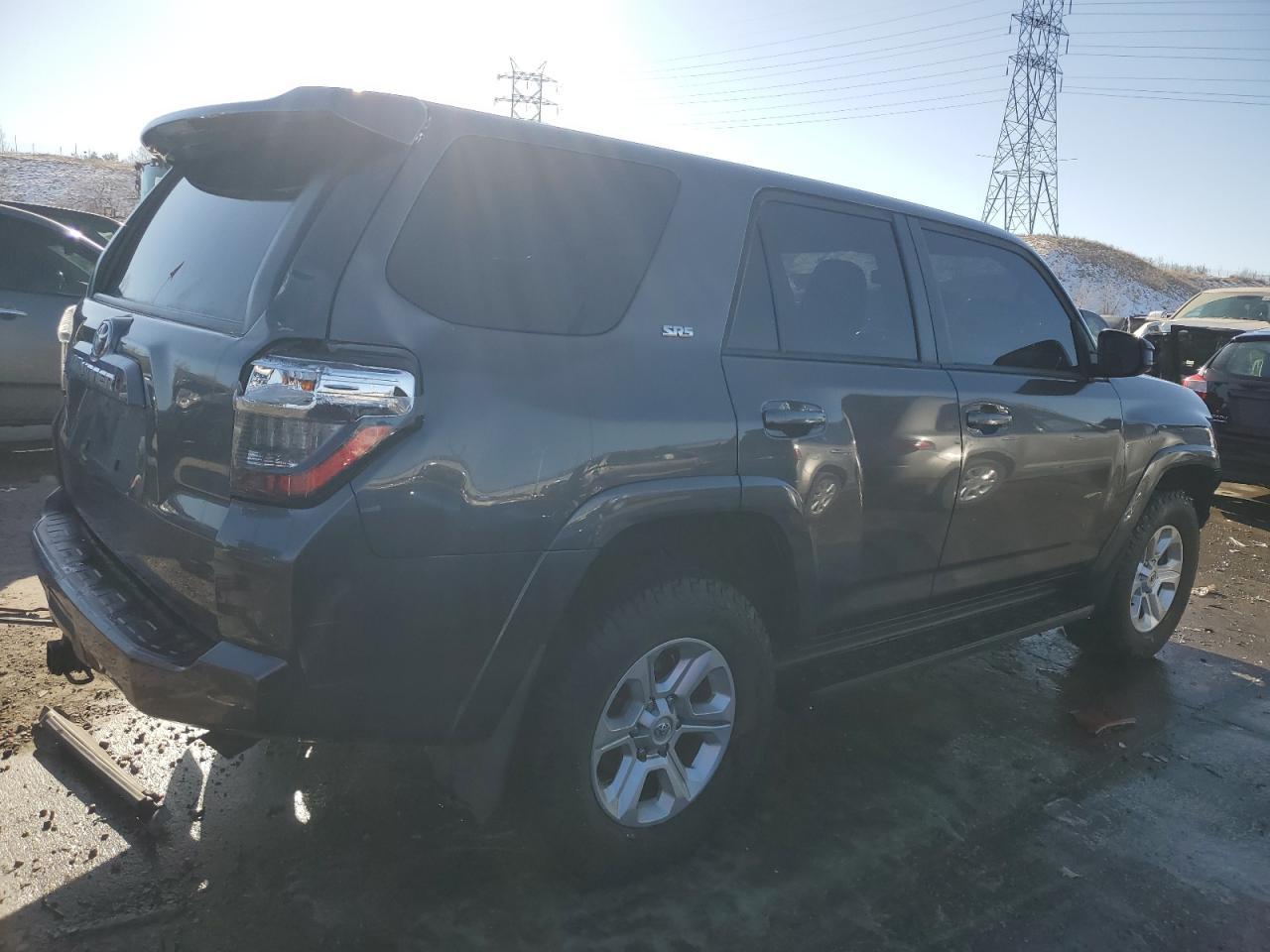 2019 TOYOTA 4RUNNER SR - Image 3