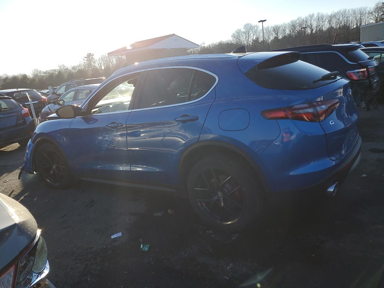 2019 ALFA ROMEO STELVIO TI - Image 2