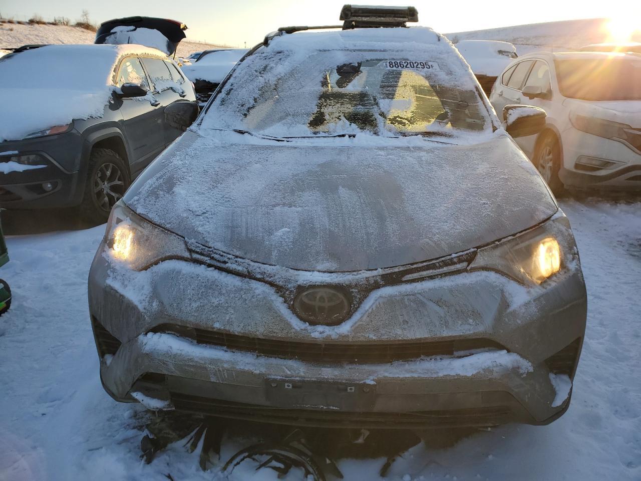 2018 TOYOTA RAV4 LE - Image 5