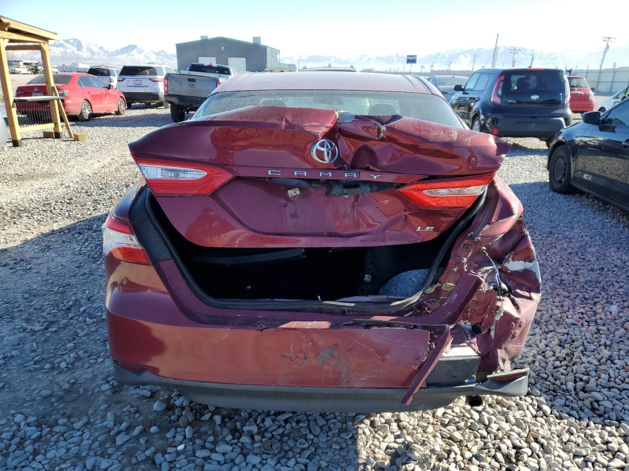 2018 TOYOTA CAMRY L - Фото 6