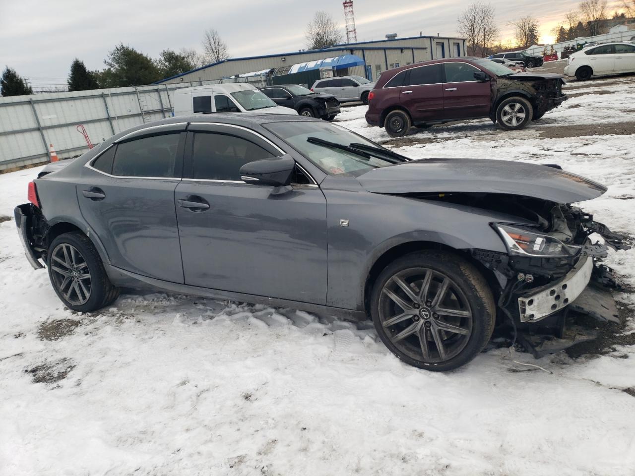 2019 LEXUS IS 300 - Фото 4