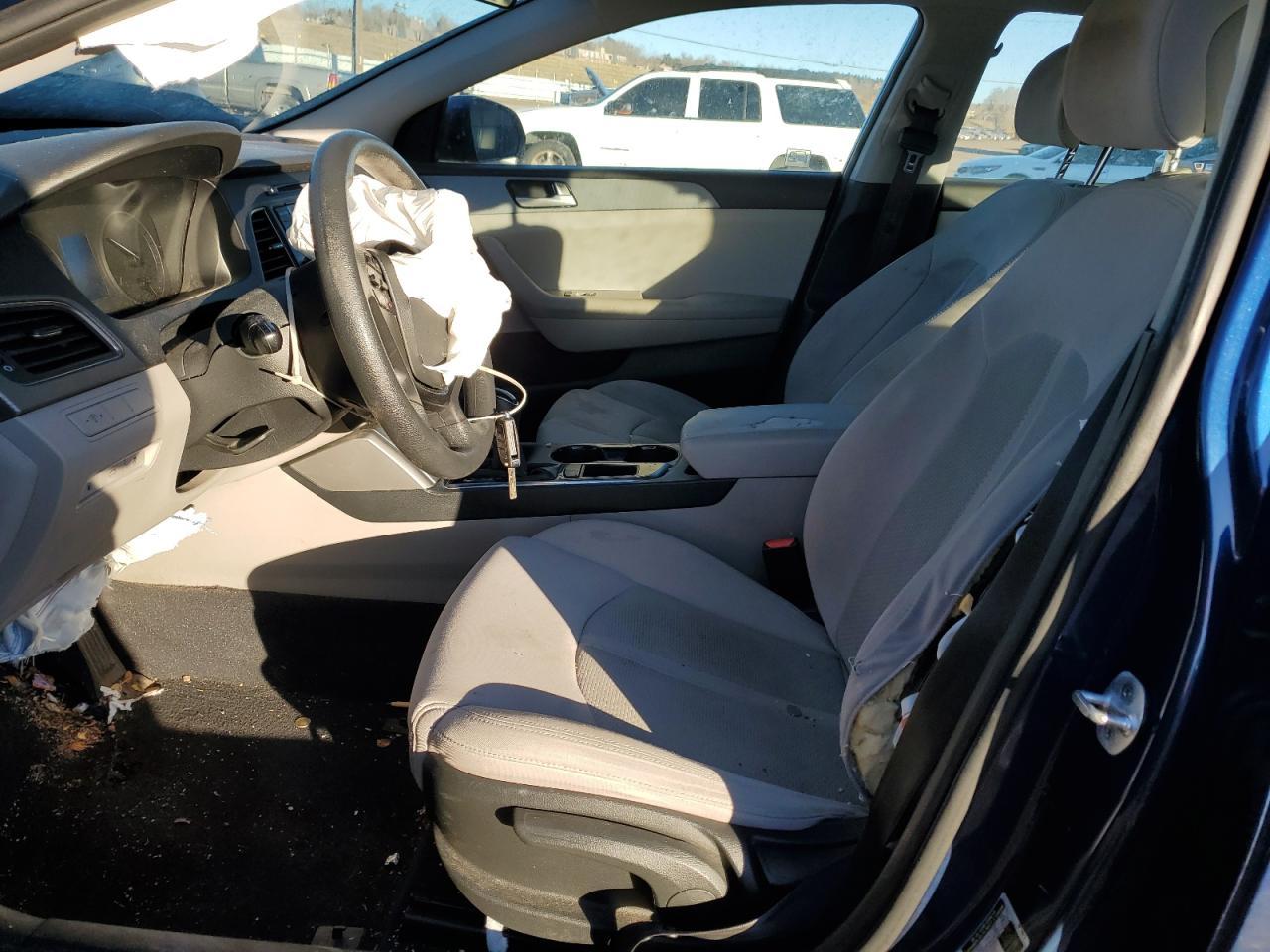 2017 HYUNDAI SONATA SE - Фото 7