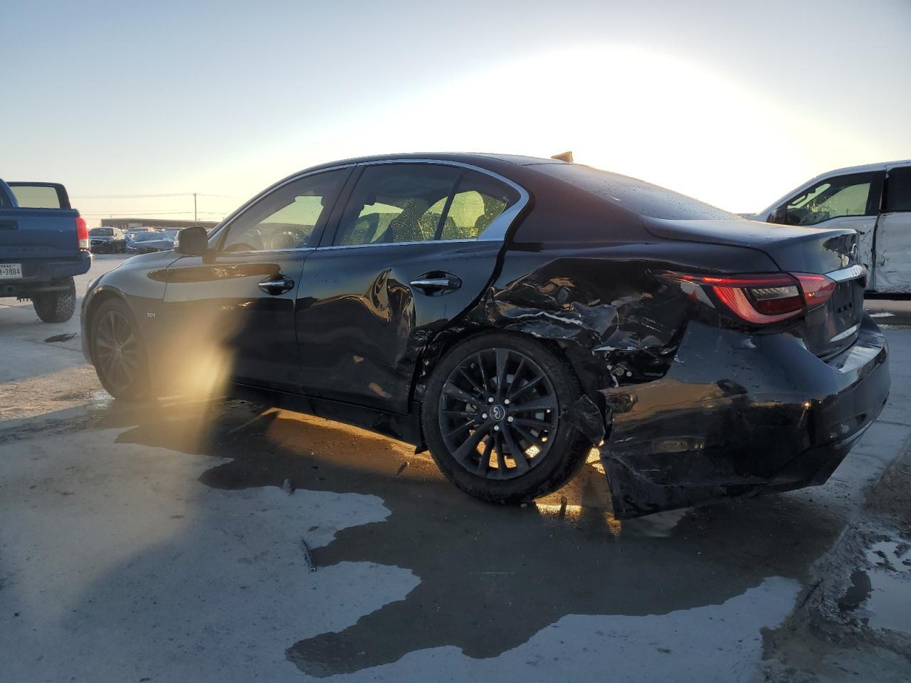 2019 INFINITI Q50 LUXE - Image 2