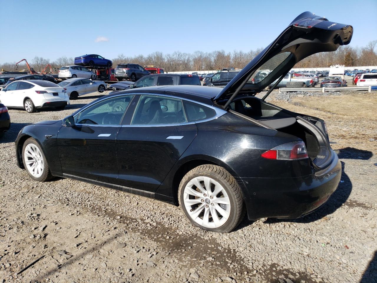 2017 TESLA MODEL S - Фото 2