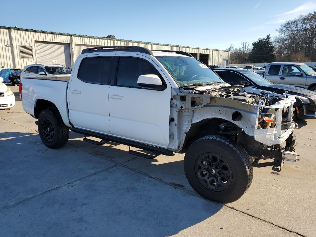 2019 TOYOTA TACOMA DOU - Фото 4
