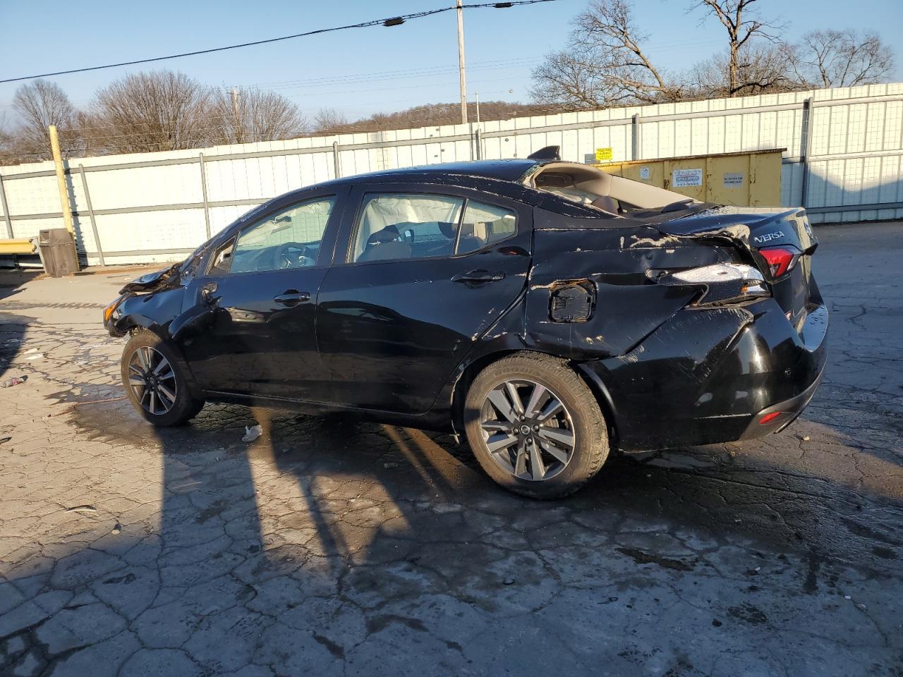 2021 NISSAN VERSA SV - Фото 2