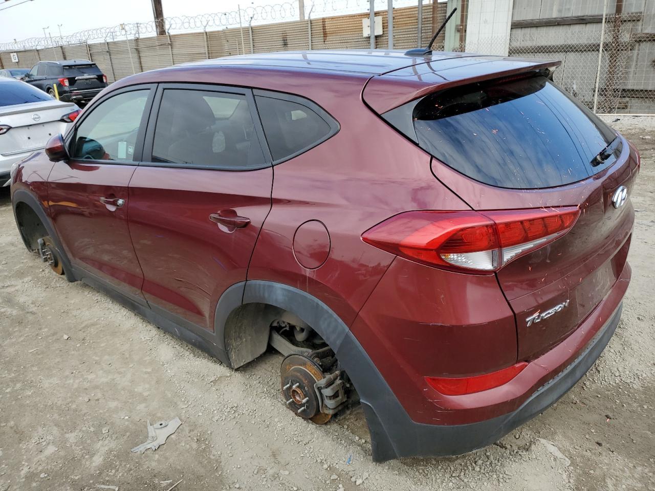 2016 HYUNDAI TUCSON SE - Фото 2