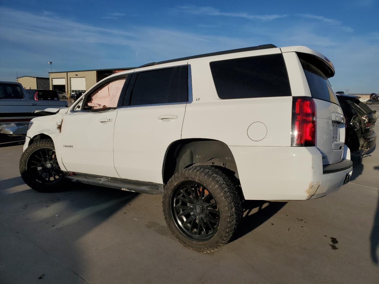 2020 CHEVROLET TAHOE K150 - Фото 2