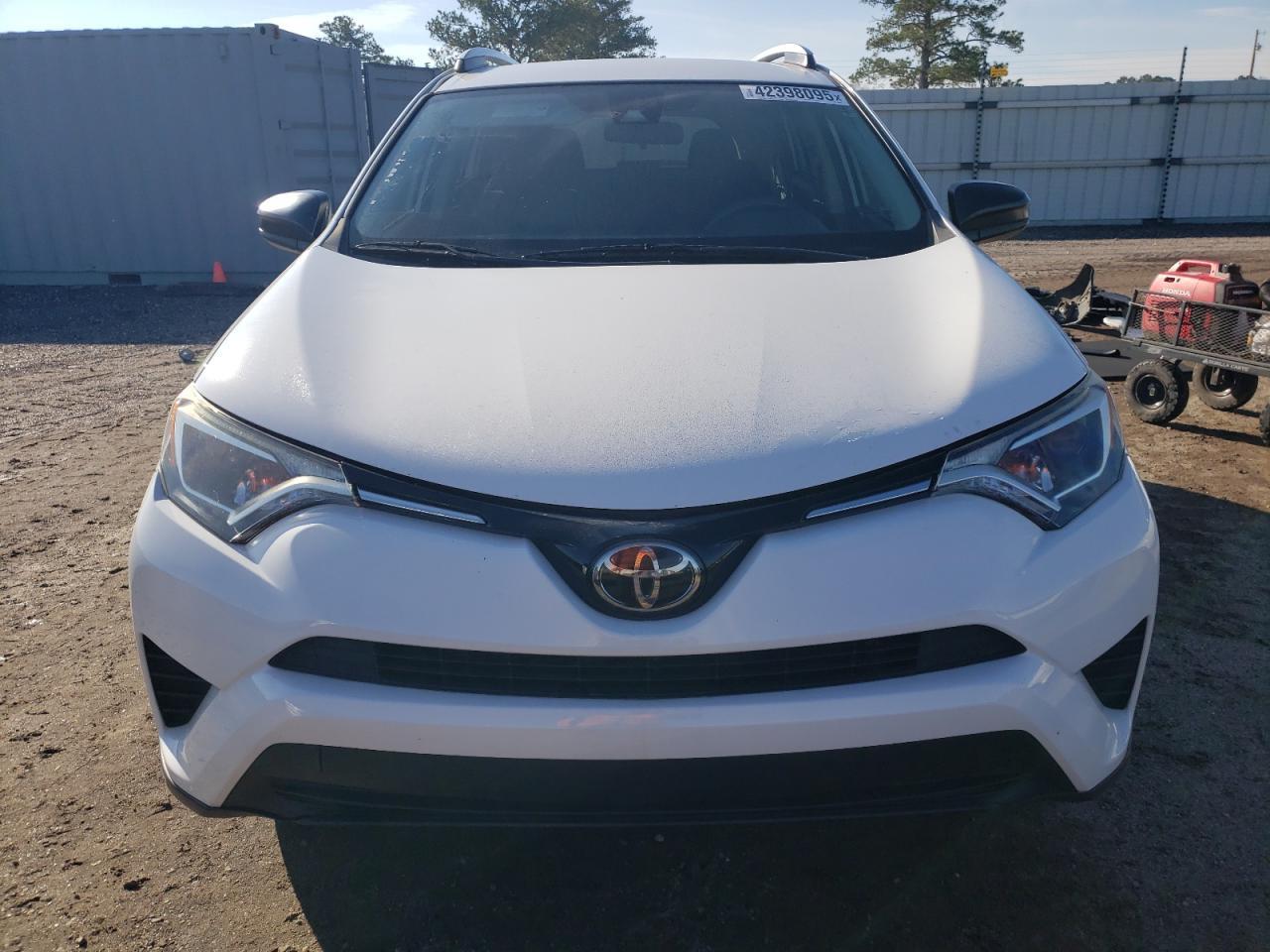 2018 TOYOTA RAV4 LE - Image 5