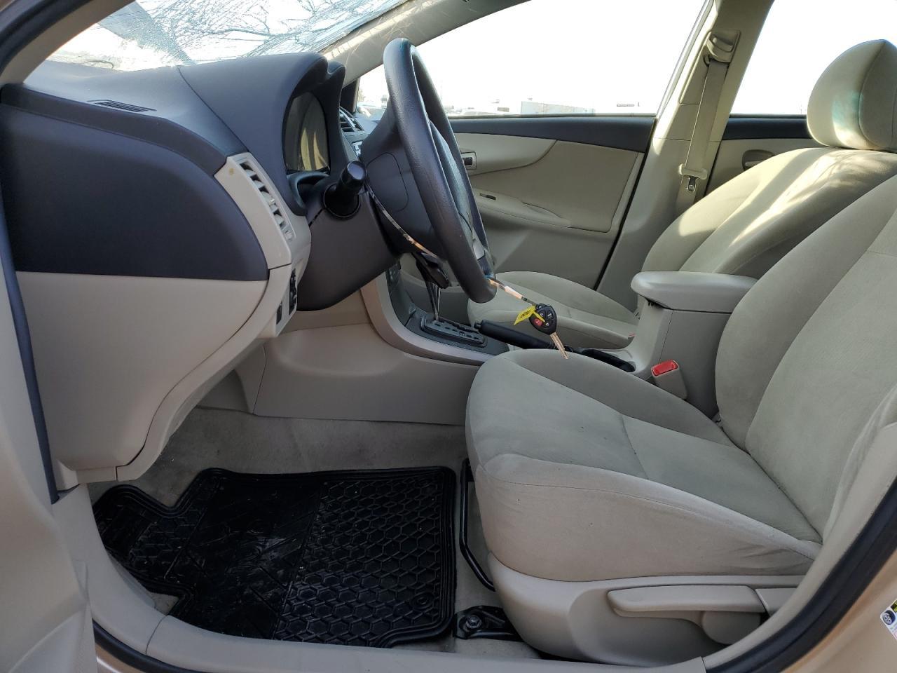 2013 TOYOTA COROLLA BA - Фото 7