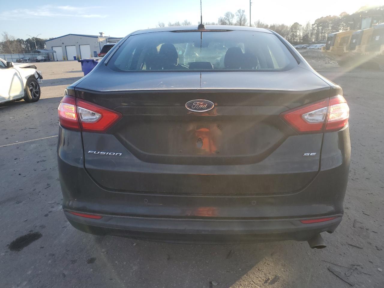 2014 FORD FUSION SE - Image 6