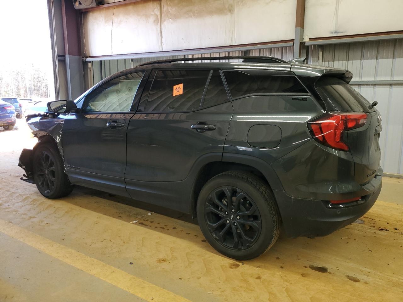 2021 GMC TERRAIN SL - Image 2