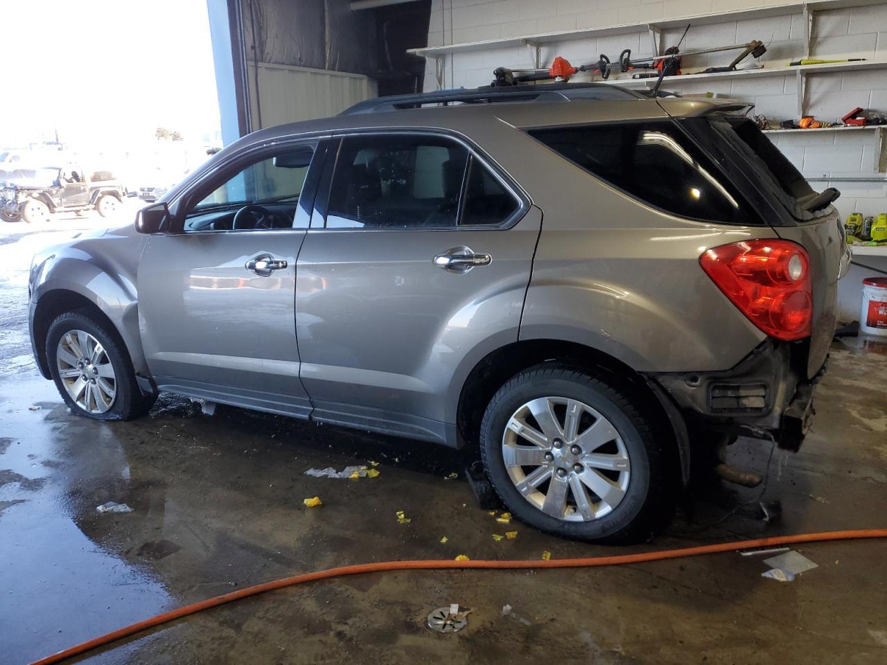 2011 CHEVROLET EQUINOX LT - Фото 2