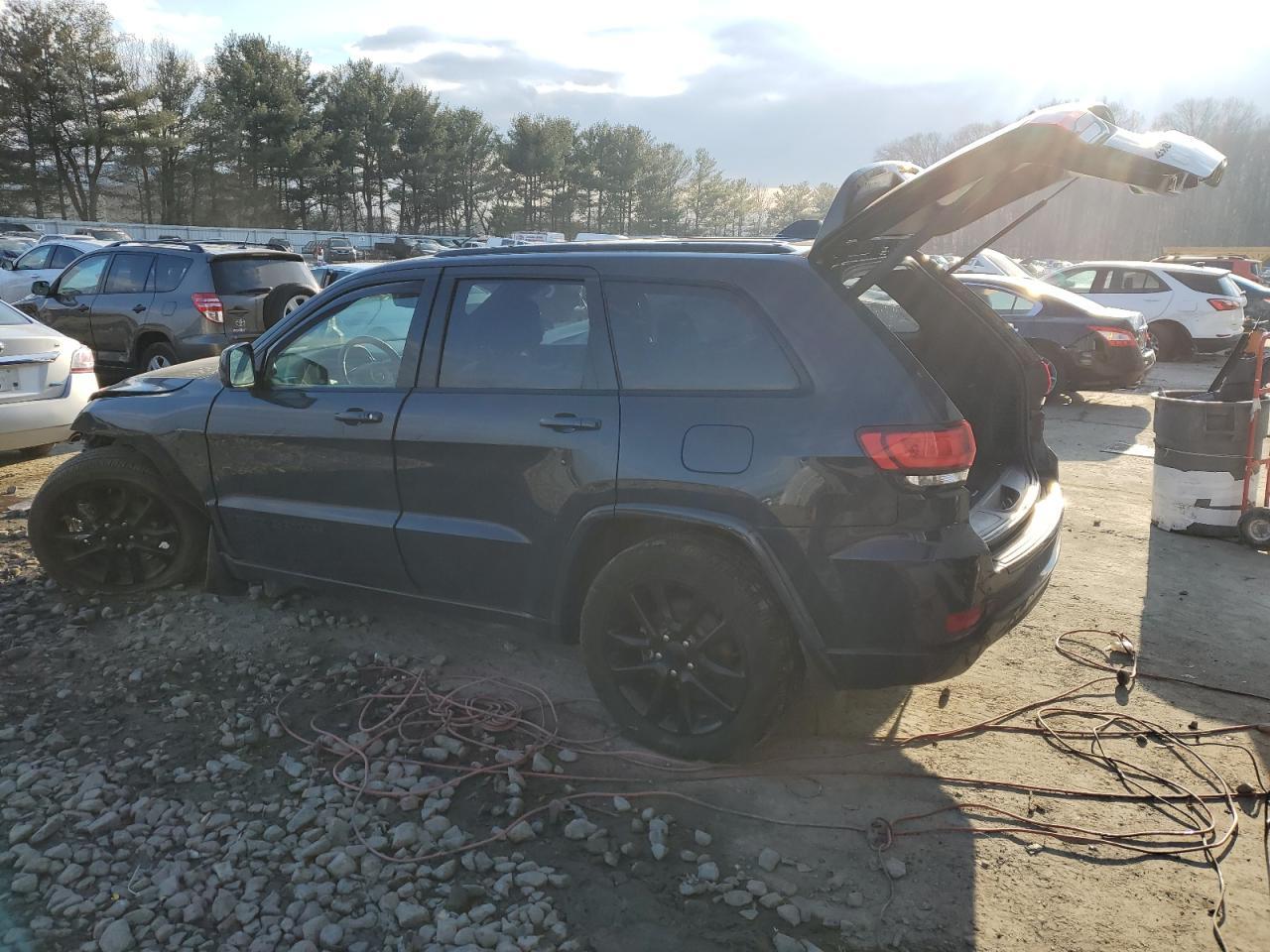 2018 JEEP GRAND CHER - Image 2