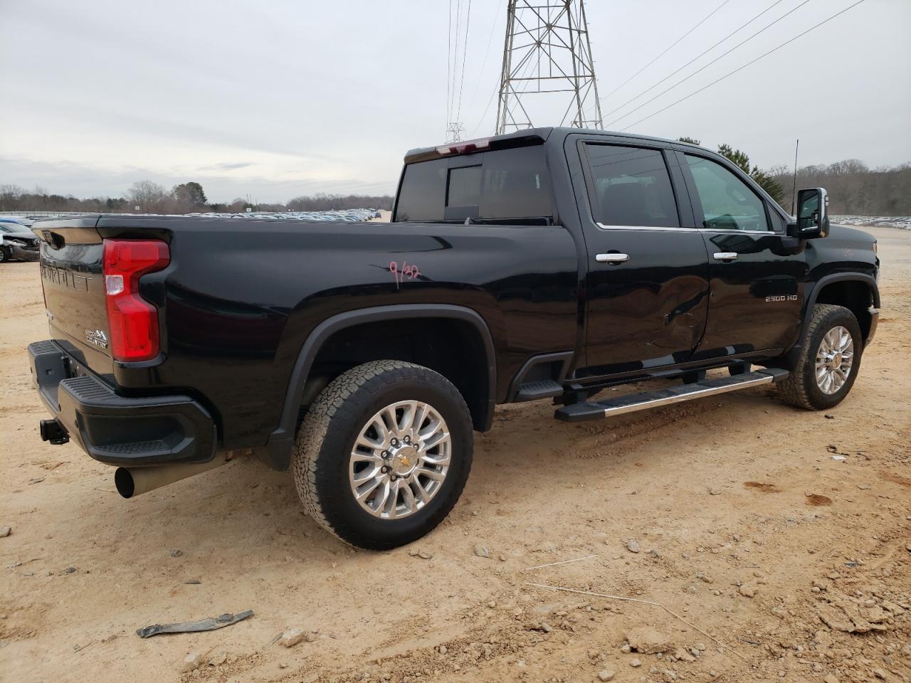2023 CHEVROLET SILVERADO - Фото 3