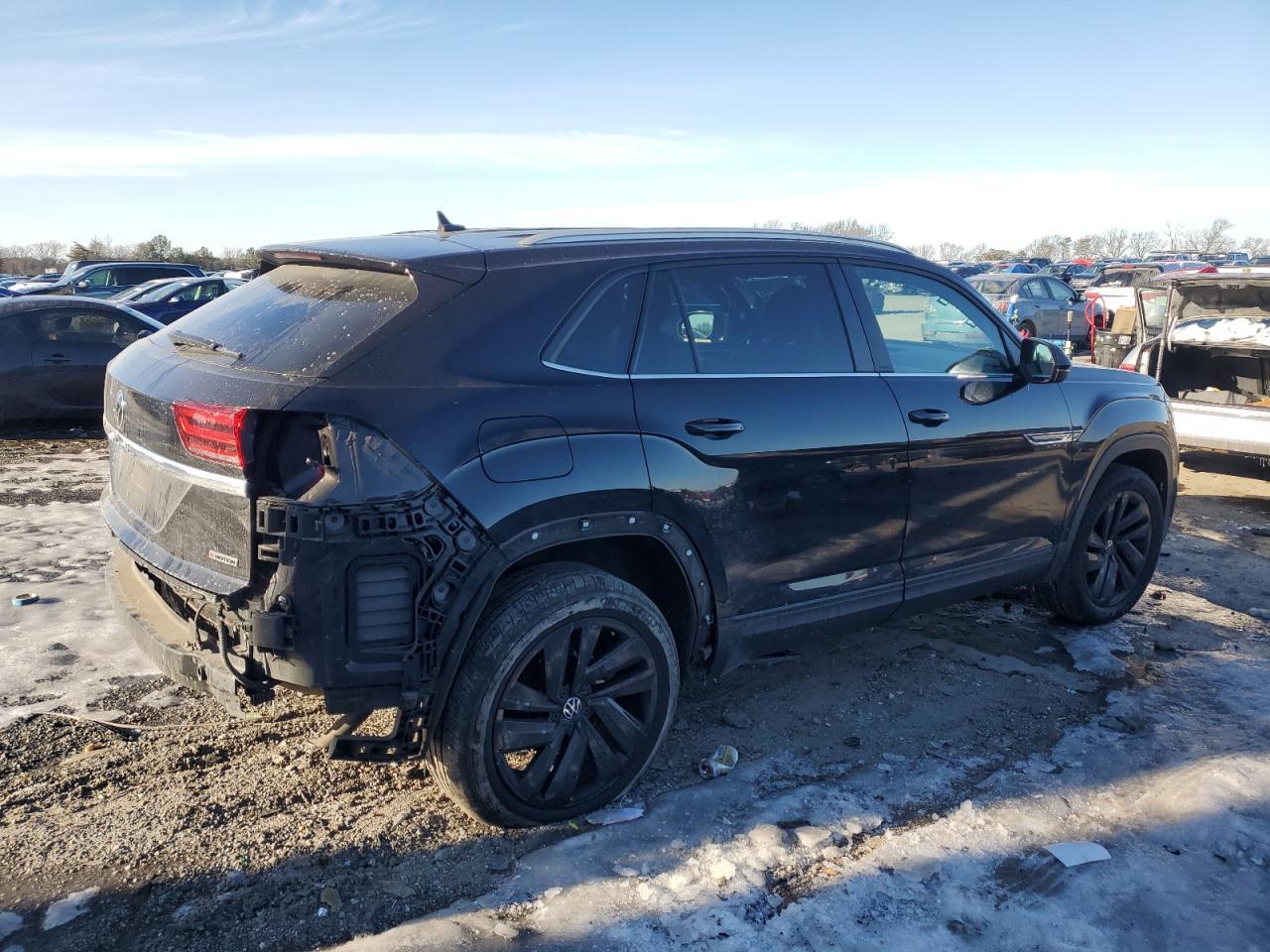 2022 VOLKSWAGEN ATLAS CROS - Фото 3