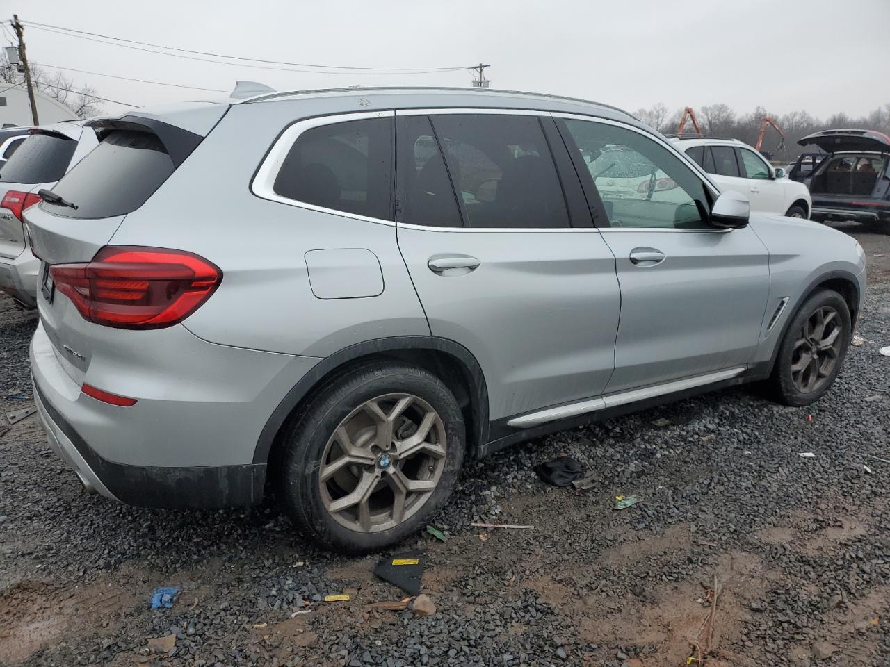 2021 BMW X3 XDRIVE3 - Image 3