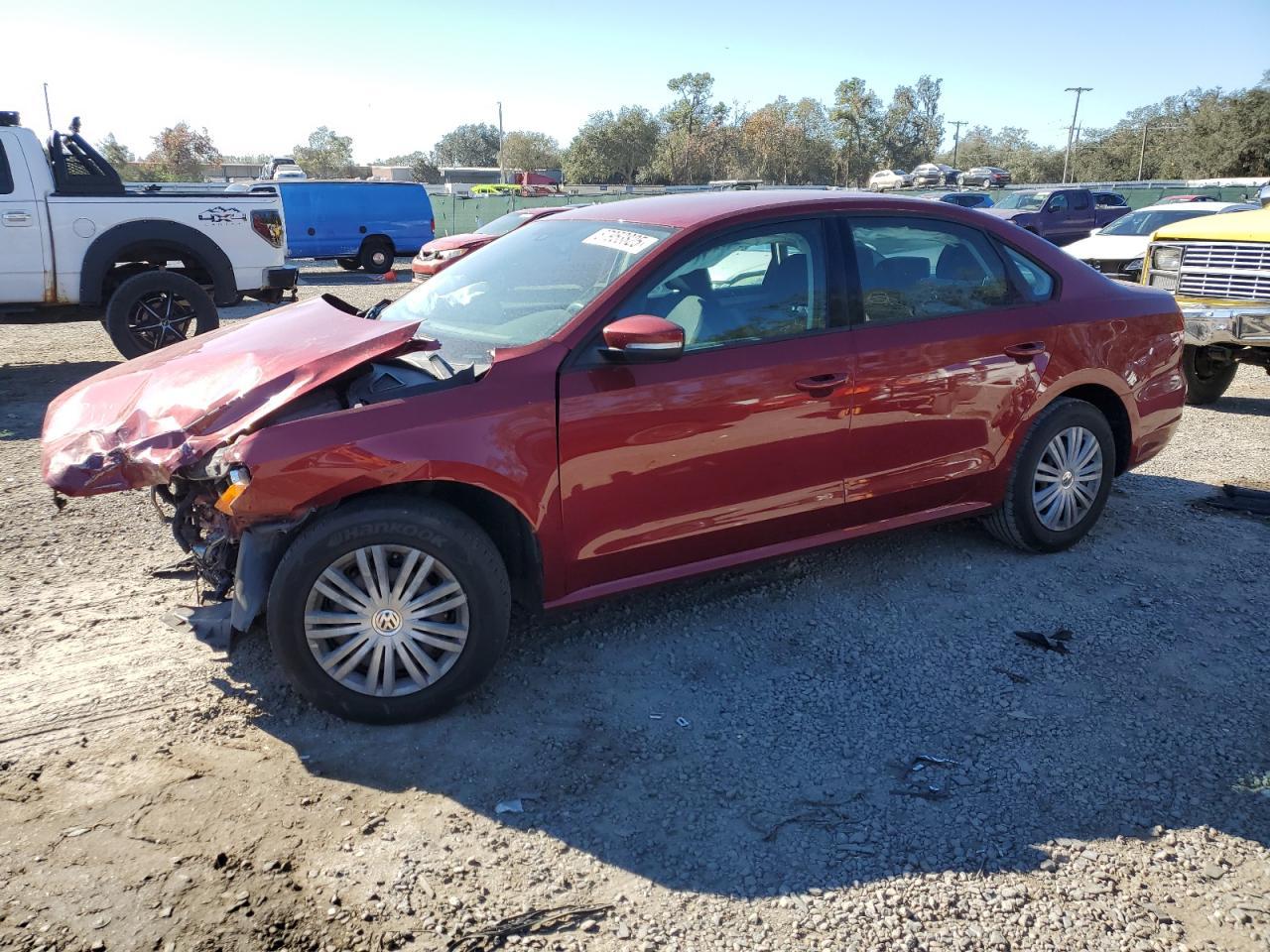 2015 VOLKSWAGEN PASSAT S