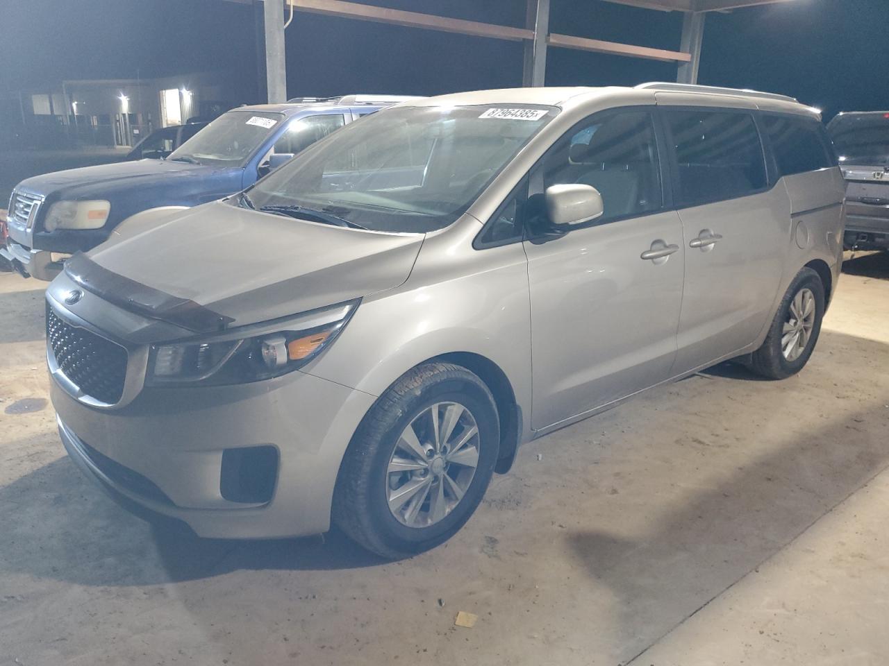 2016 KIA SEDONA LX