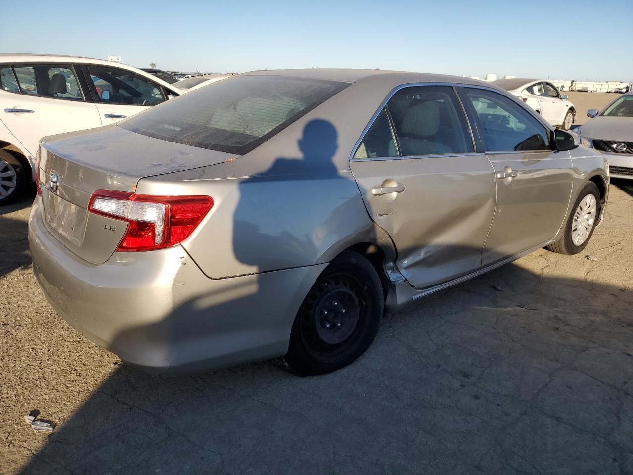 2014 TOYOTA CAMRY L - Image 3