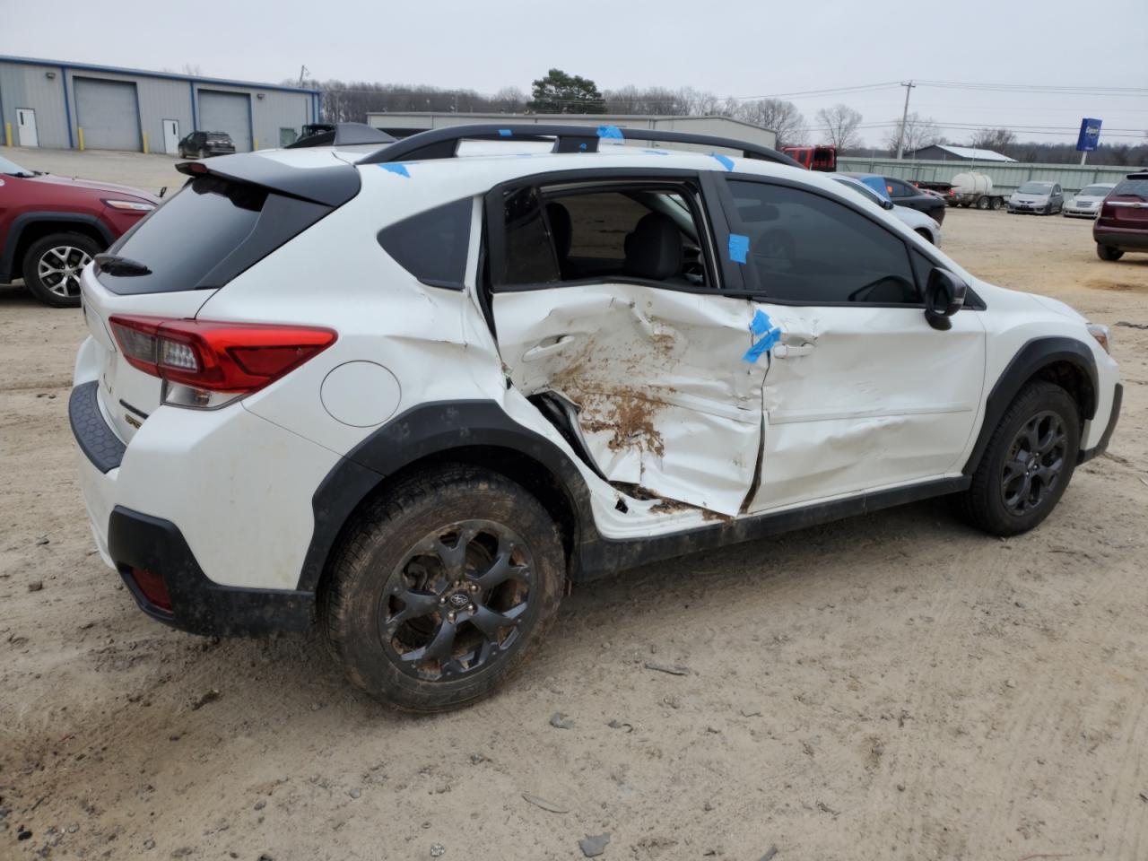 2021 SUBARU CROSSTREK - Фото 3
