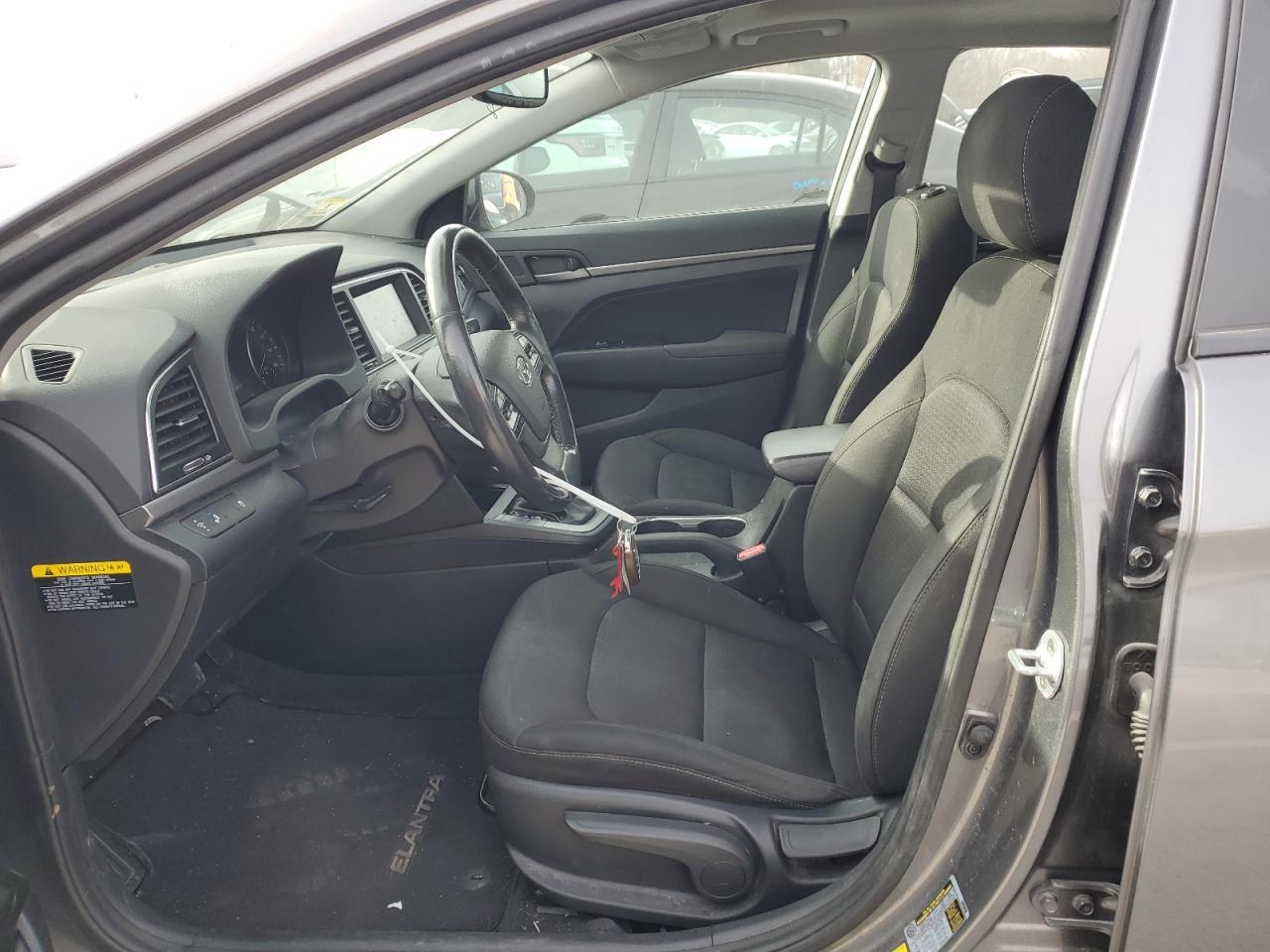 2018 HYUNDAI ELANTRA SE - Image 7