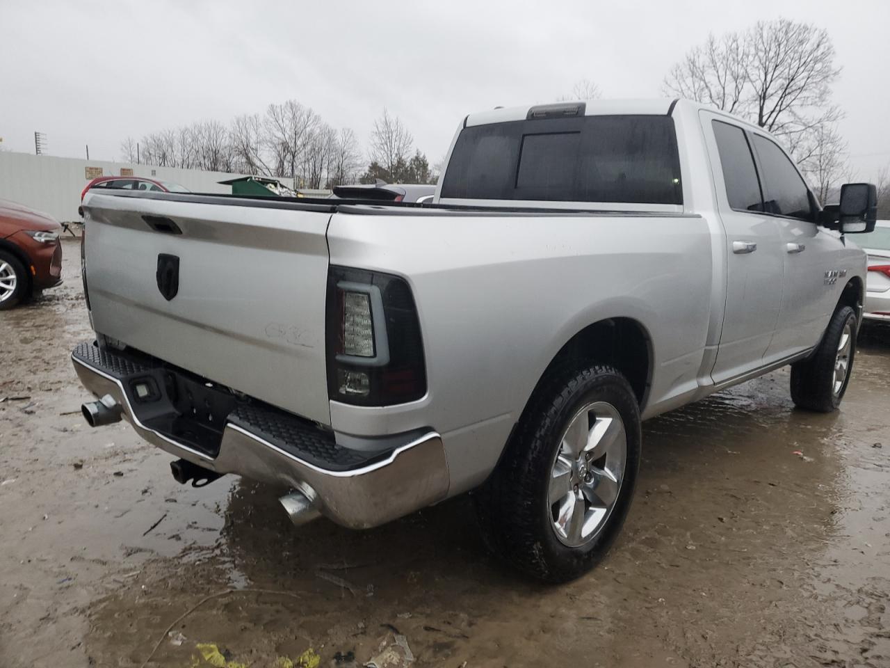 2015 RAM 1500 SLT - Image 3