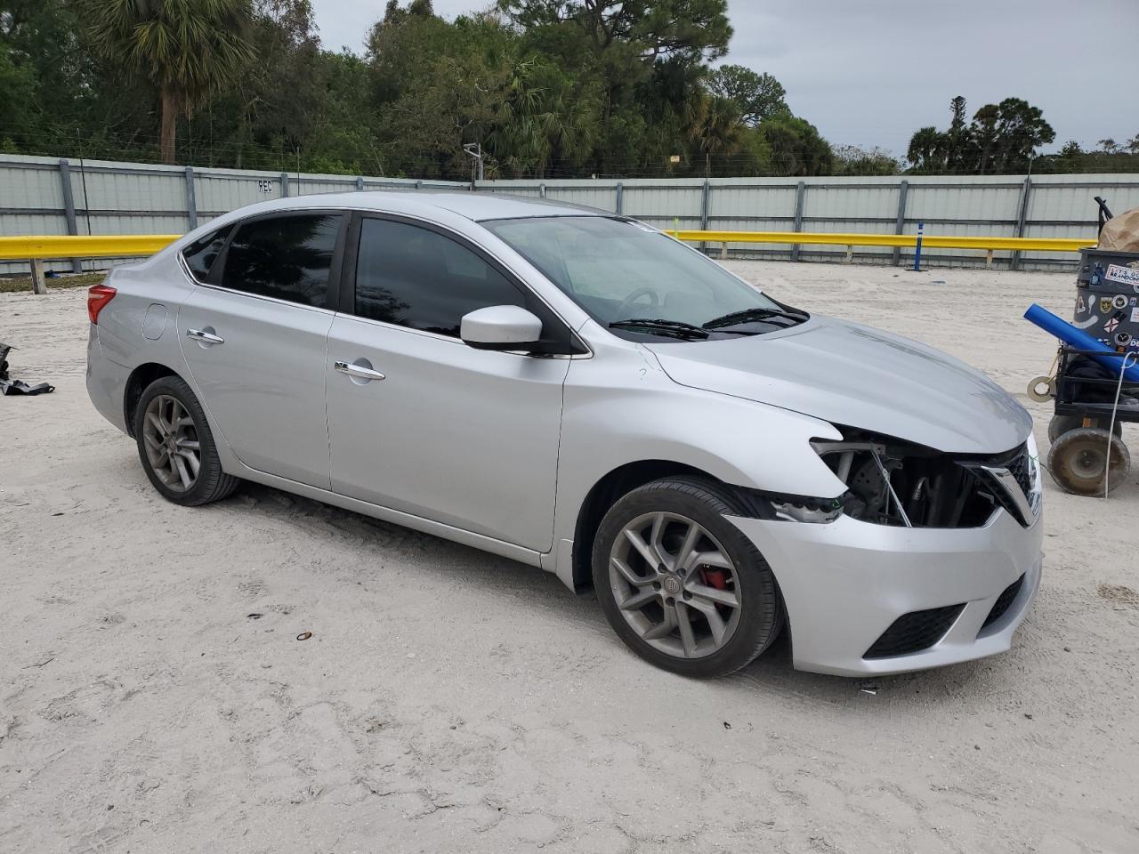 2017 NISSAN SENTRA S - Фото 4