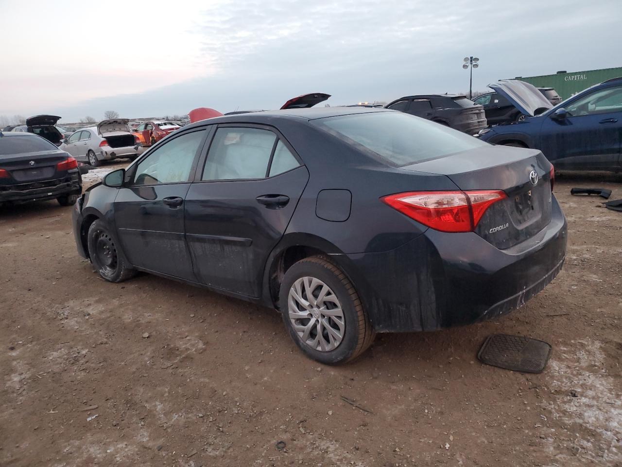 2018 TOYOTA COROLLA L - Фото 2