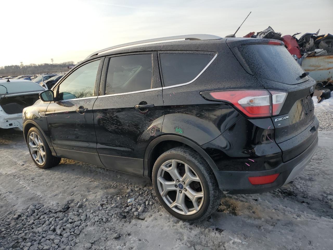 2017 FORD ESCAPE TIT - Image 2