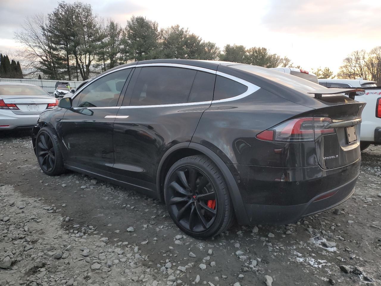 2016 TESLA MODEL X - Image 2