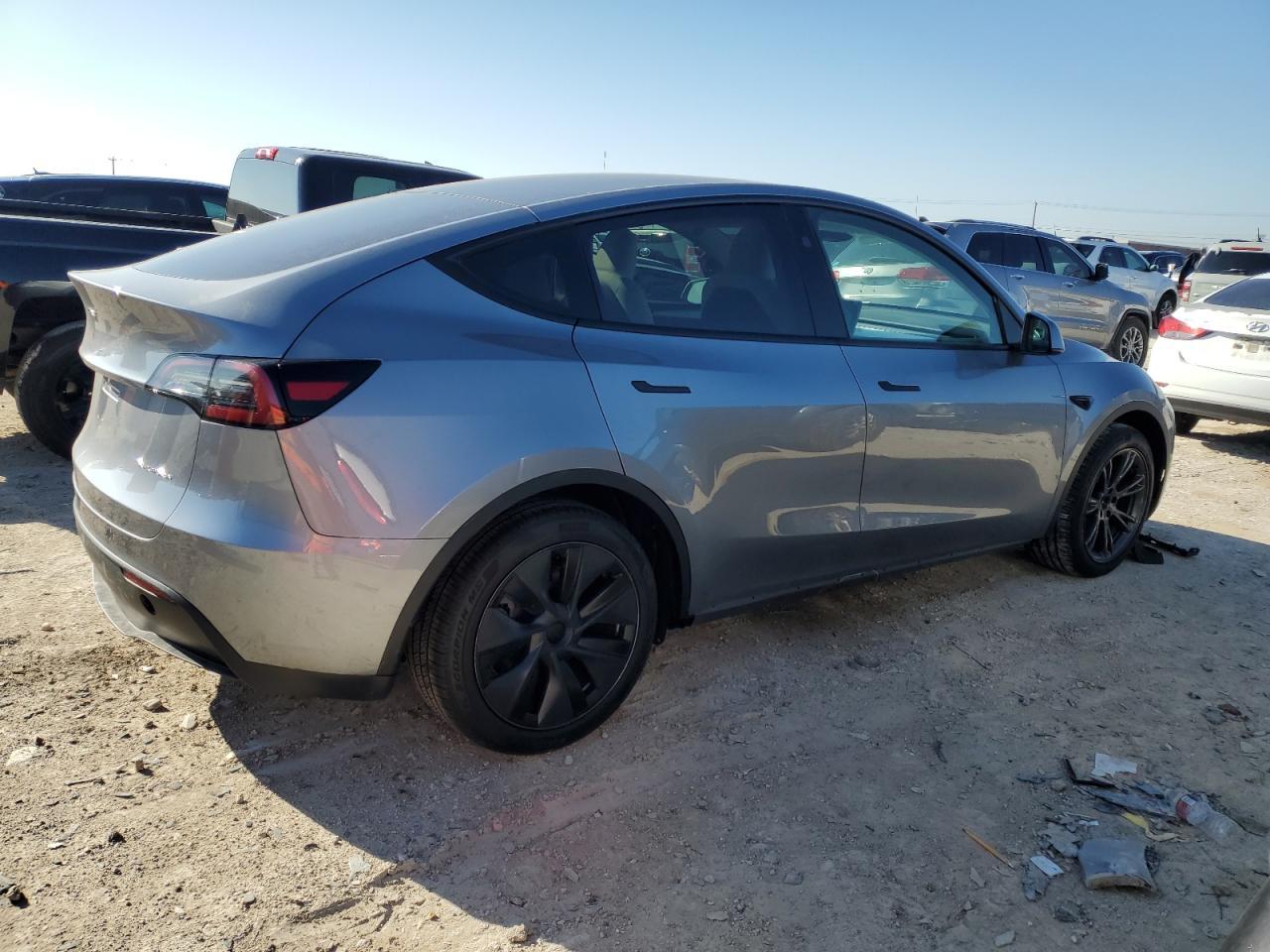 2024 TESLA MODEL Y - Image 3