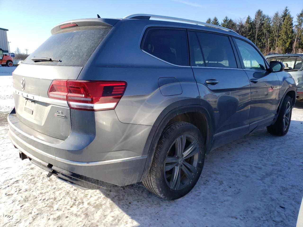 2019 VOLKSWAGEN ATLAS SE - Фото 3