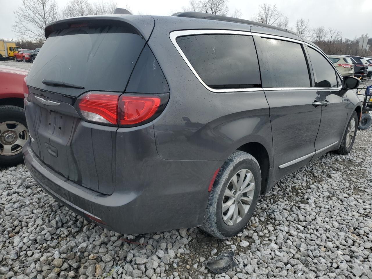 2017 CHRYSLER PACIFICA T - Image 3