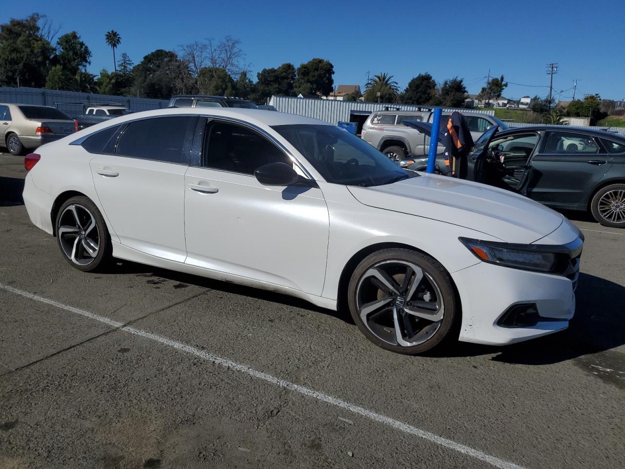 2021 HONDA ACCORD SPO - Image 4