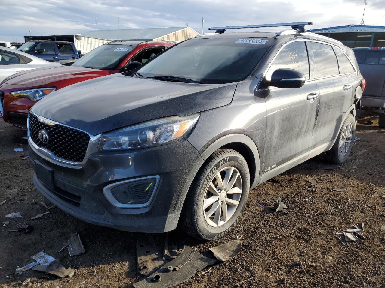 2017 KIA SORENTO LX
