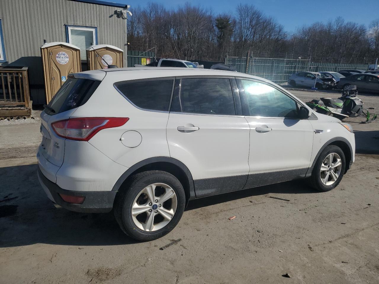 2015 FORD ESCAPE SE - Image 3