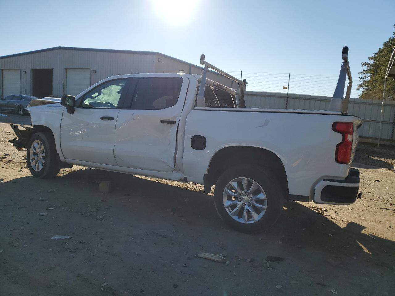 2019 CHEVROLET SILVERADO - Фото 2